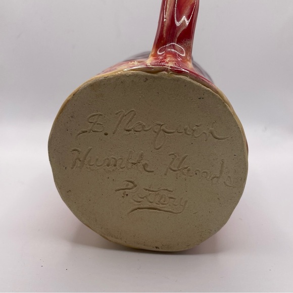 Coffee cup. Humble Hands Pottery. Clay. Funky. Signed on bottom. No chips. - Picture 8 of 8